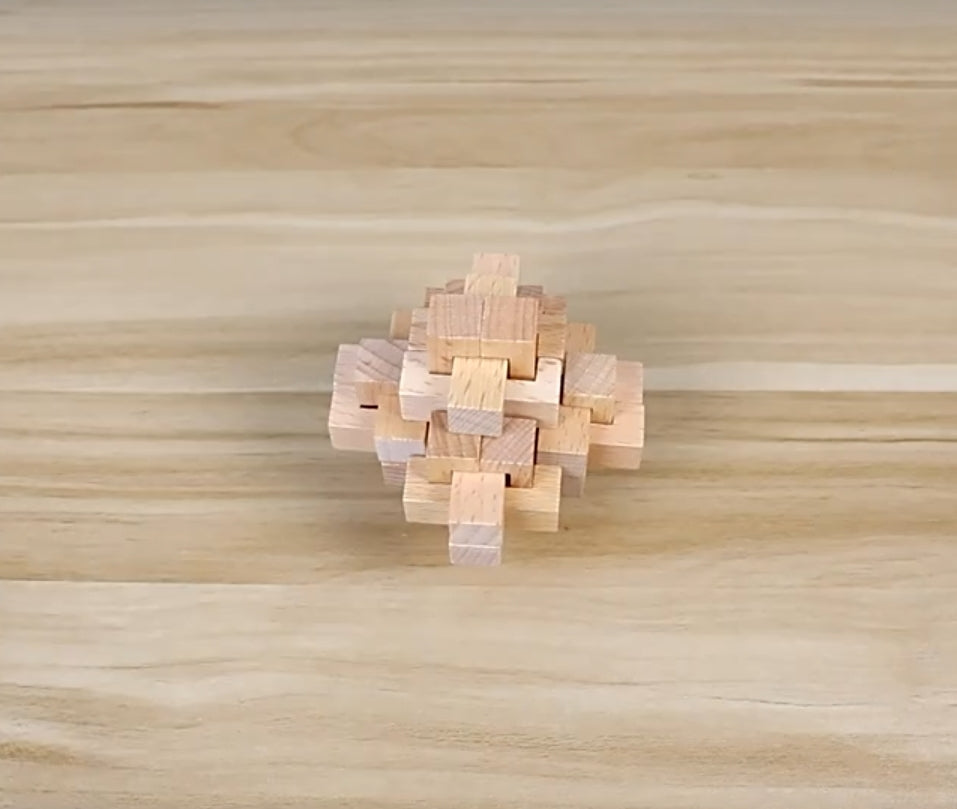 3D Wooden Puzzle (Level 4)